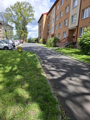 Optimalizace a zřízení legálních parkovacích míst v ulici Příbramská (kolem kostelu) a Mikulášská